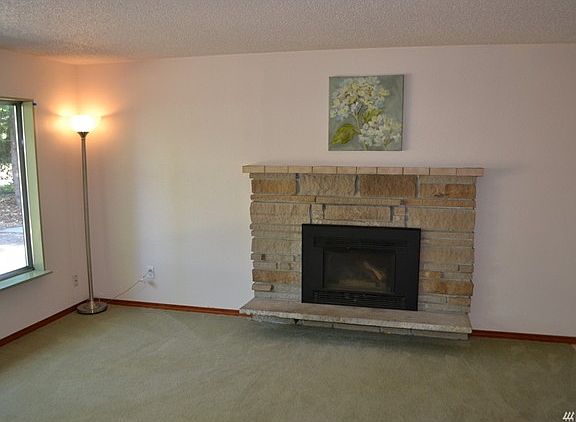 2nd image of 1703 Pioneer Way