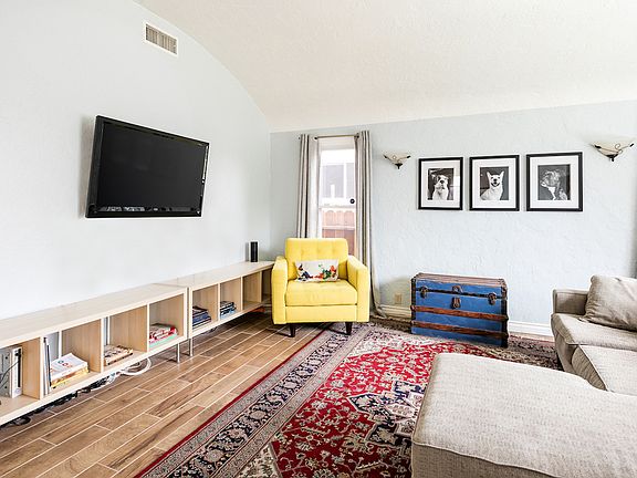 4th image of 6515 Haas Ave