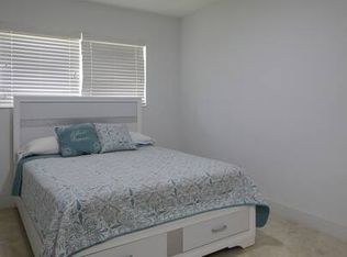 2122 NE 170th St #2122, Miami, FL 33162