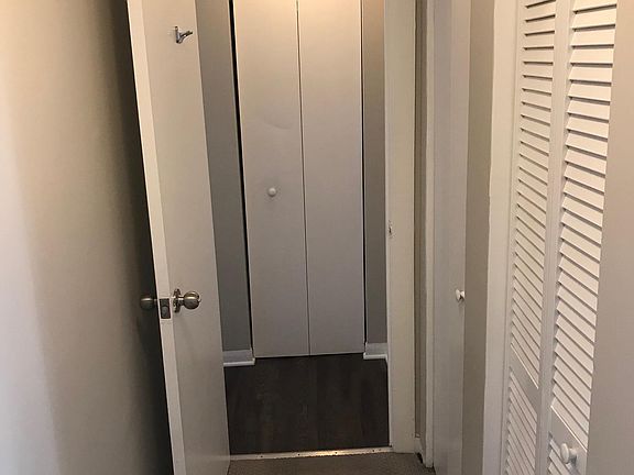 5th image of 2406 N Kilbourn Ave #2