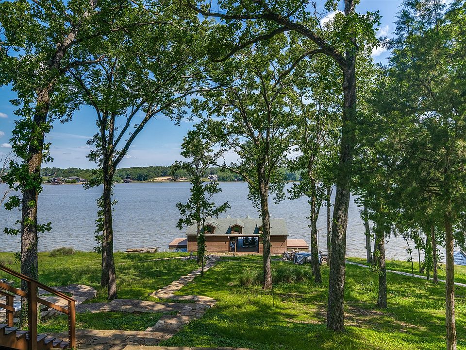 1st image of 206 Dogwood Point