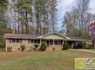 1612 Debbie Dr SW, Mableton, GA 30126