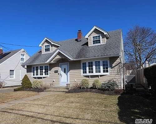 2nd image of 909 Sunrise Ave