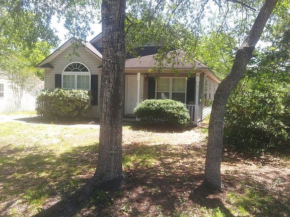 2nd image of 126 NE 14th St