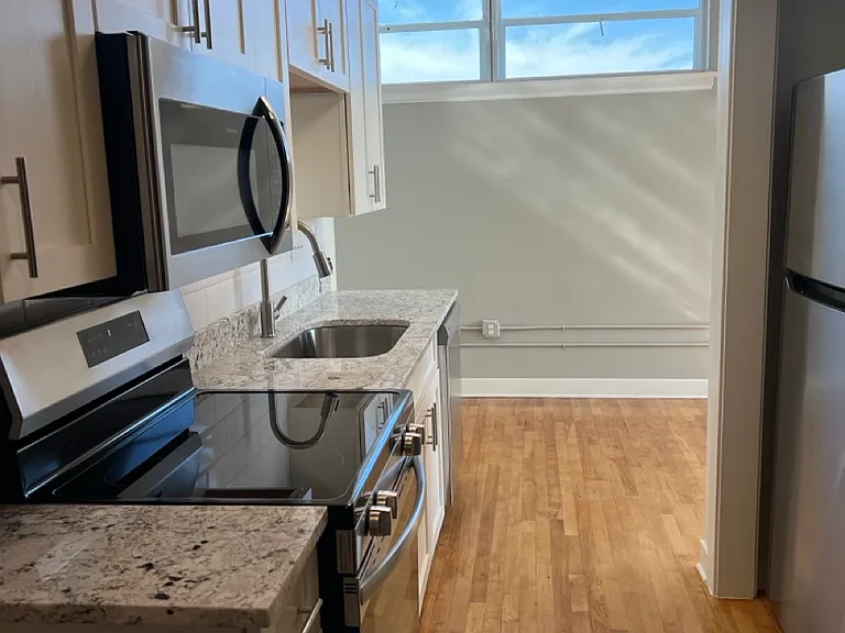 Pulaski Lofts — Photo 90