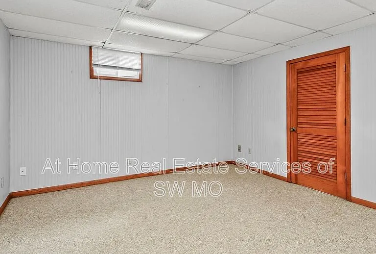 834 E Manchester Dr — Photo 24