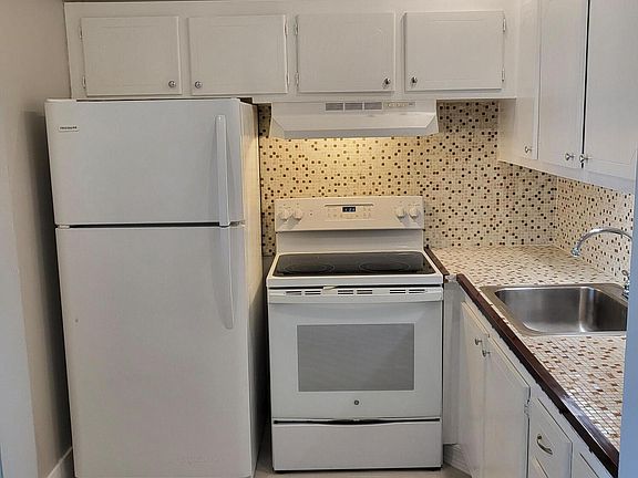 5th image of 55 Kingswood C #55