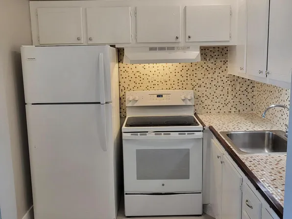 55 Kingswood C #55, West Palm Beach, FL 33417