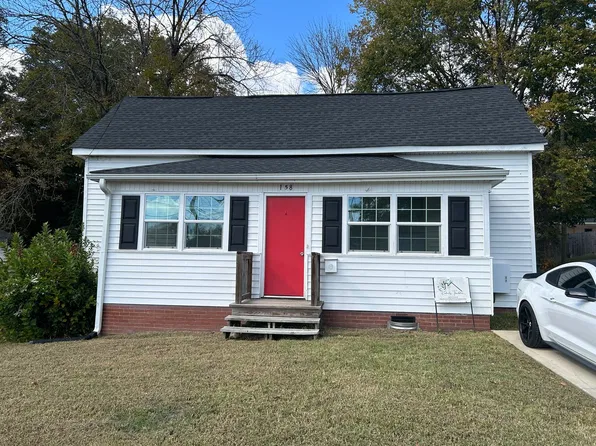 158 Academy Ave NW, Concord, NC 28025
