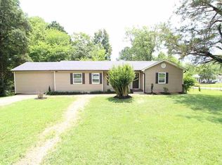 1107 Club Dr SW, Cleveland, TN 37311