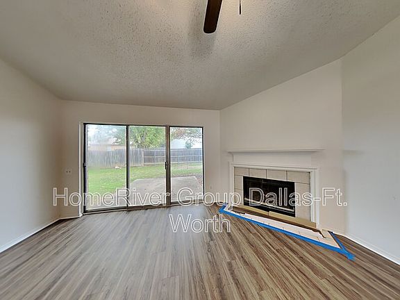 4th image of 4633 Greenfern Ln