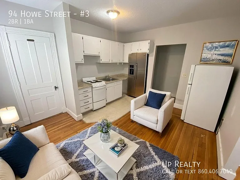 94 Howe St #3 — Photo 1