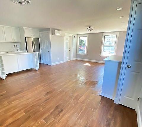 3rd image of 78 Prospect St #1N