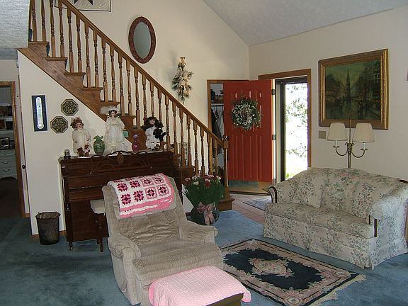 2nd image of 1078 Bon Air Dr