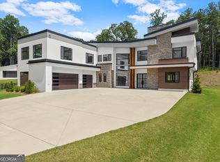 1678 Thomas Dr, Hoschton, GA 30548