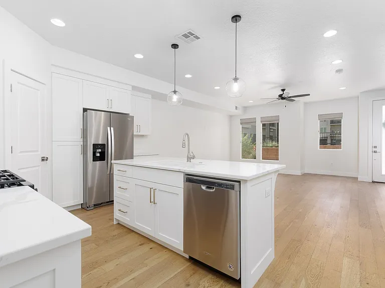 2753 E Gray Birch Dr — Photo 13