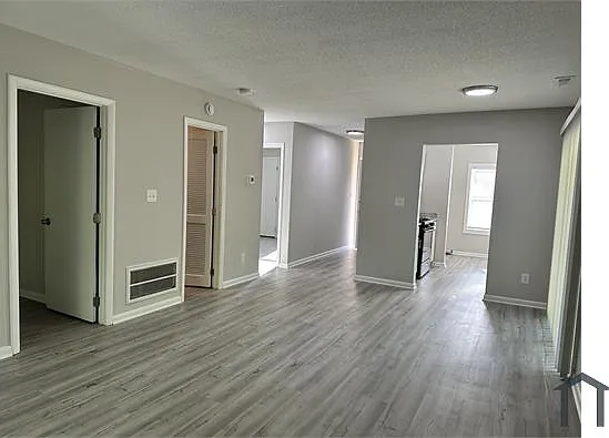 3101 Woodpecker Ct — Photo 3