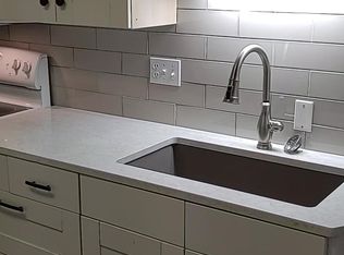 412 College Ave SE #2, Grand Rapids, MI 49503