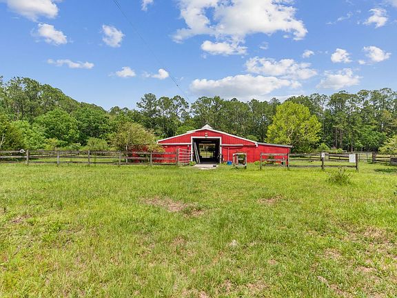3rd image of 3027 Black Creek Dr