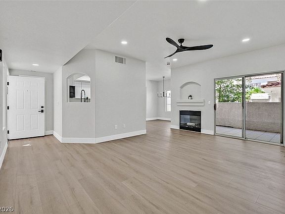 5th image of 1610 Sandecker Ct Unit 104