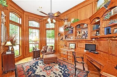5th image of 18207 Langsbury Dr