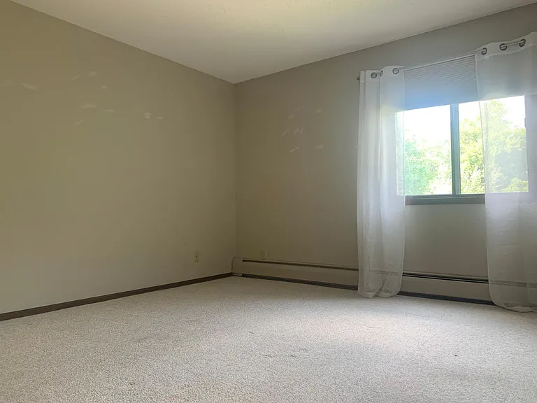 10451 Greenbrier Rd #219 — Photo 12
