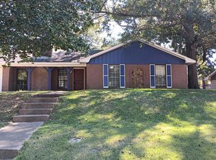 104 Fern Valley Rd, Brandon, MS 39042