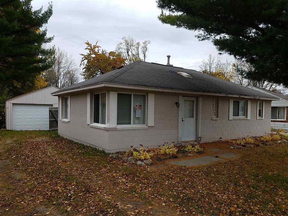 1st image of 2405 Wildwood Circle Dr