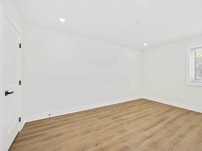 10217 Dearlove Rd #301 — Photo 9