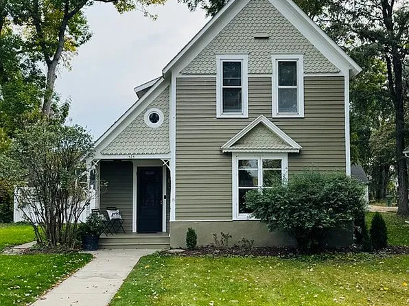 624 5th Ave, Brookings, SD 57006