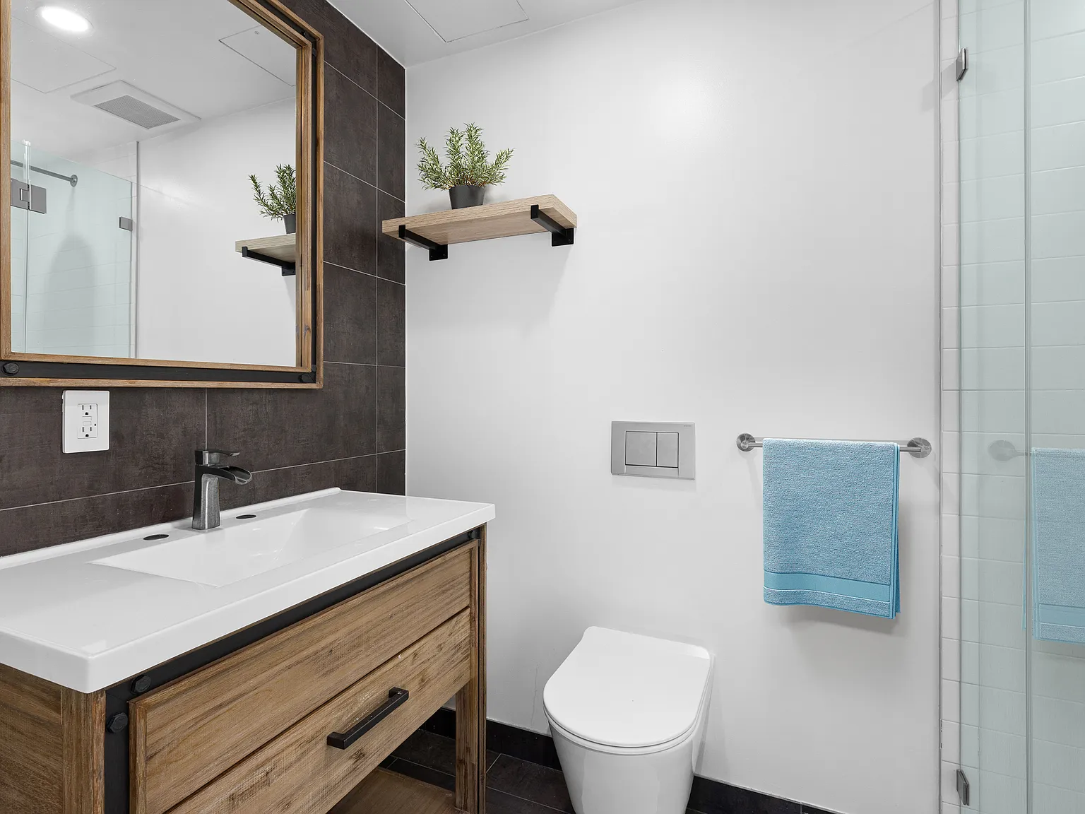 173 Bayard Street — Photo 2