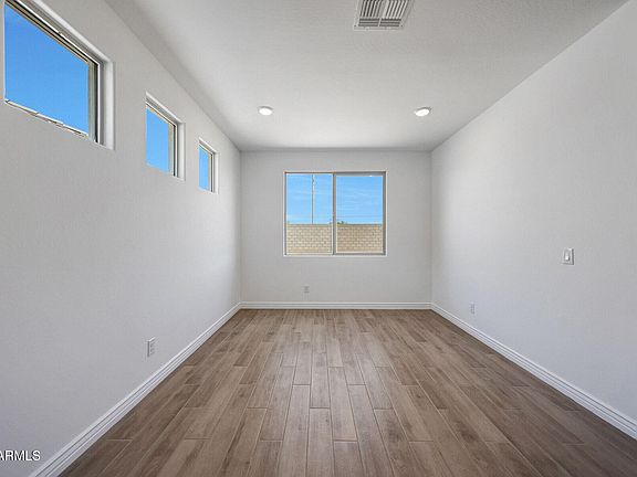5th image of 25727 N 147TH Drive