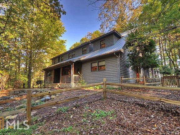 2nd image of 311 Blackberry Falls Dr