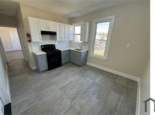 28 Wainwright St FLOOR 3, Newark, NJ 07112
