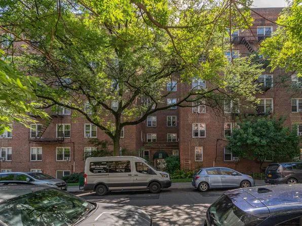153 Bennett Avenue image 23 of 23