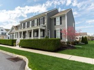 1400 Banner Dr, Lancaster, PA 17601