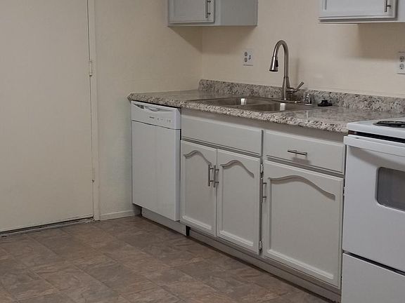 4th image of 1673 Matthew Dr