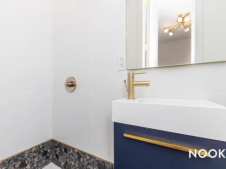 160 20th St #3B — Photo 14