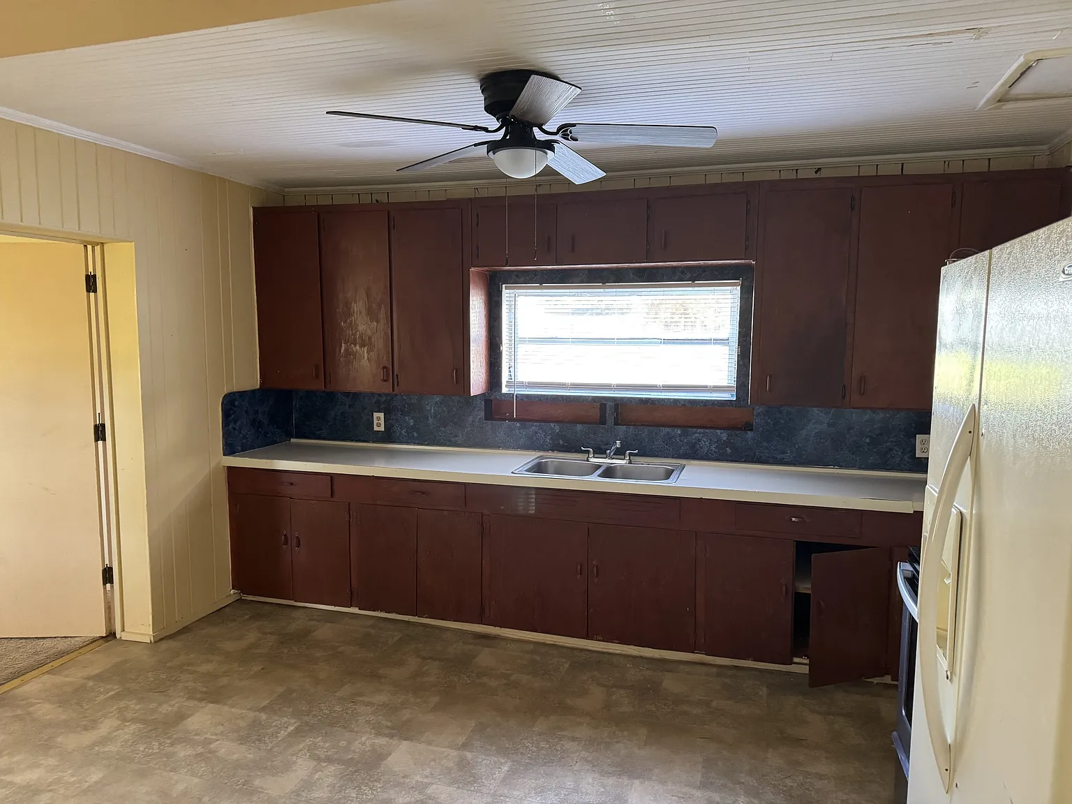 725 North Chestnut Road — Photo 4