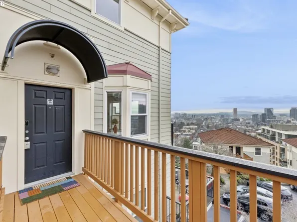 335 NW Uptown Ter APT 3A, Portland, OR 97210