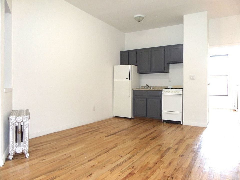 2nd image of 2333 1st Ave APT 2D