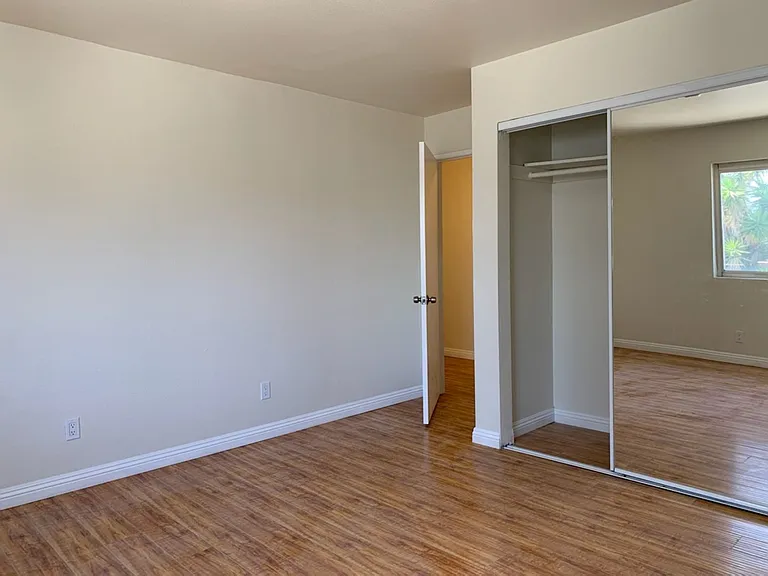 2251 Crenshaw Blvd Residences — Photo 17