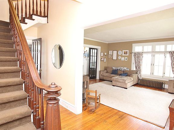 3rd image of 106 S Morton St