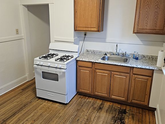 5th image of 316 2nd Ave Floor 2
