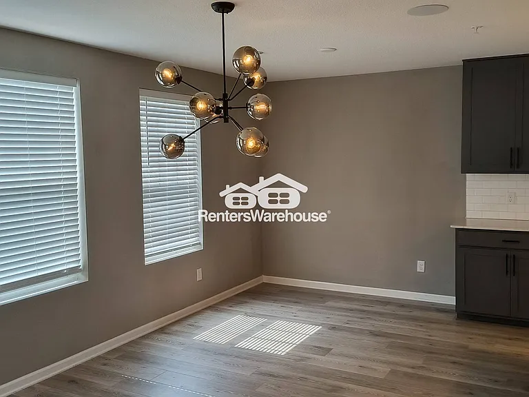 1105 Farrier Rd — Photo 17