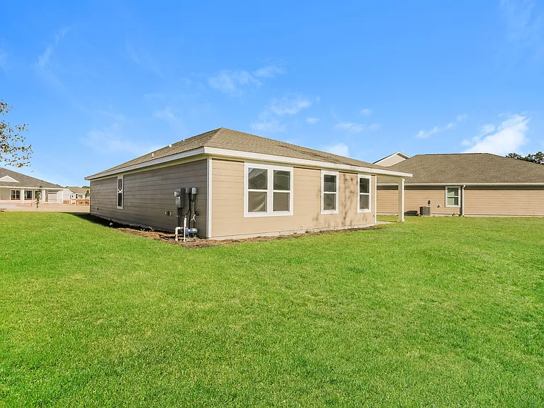 560 Riverwalk Cir — Photo 4