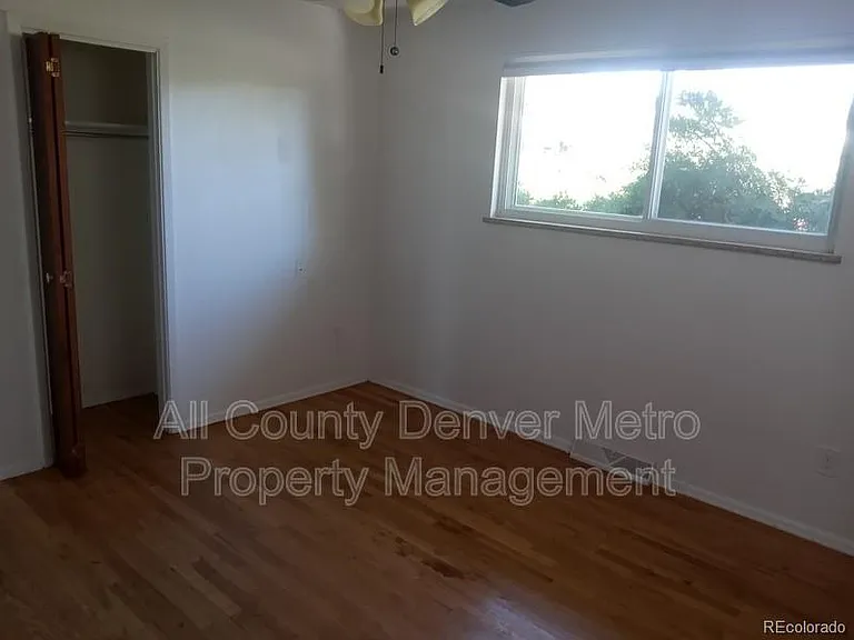1610 S Allison St — Photo 10