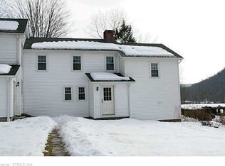 569 Quaker Farms Rd, Oxford, CT 06478