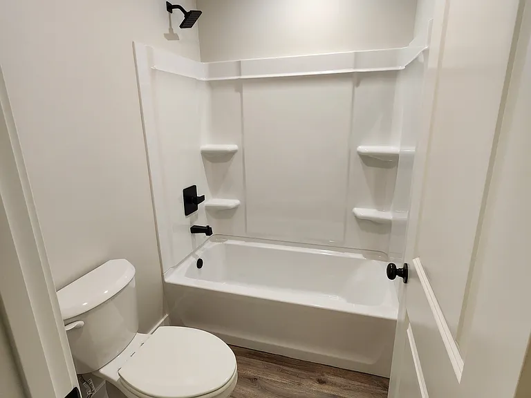 Upstairs split bathroom