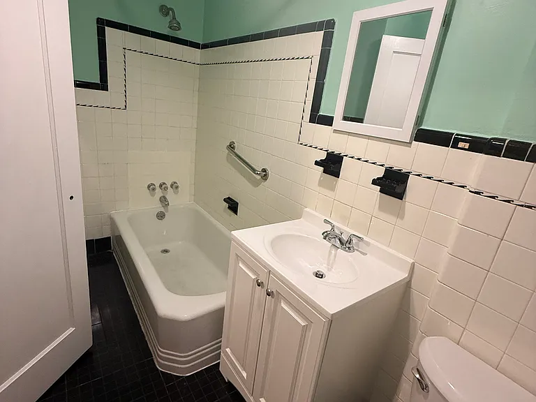 127 Union Ave #2 — Photo 14